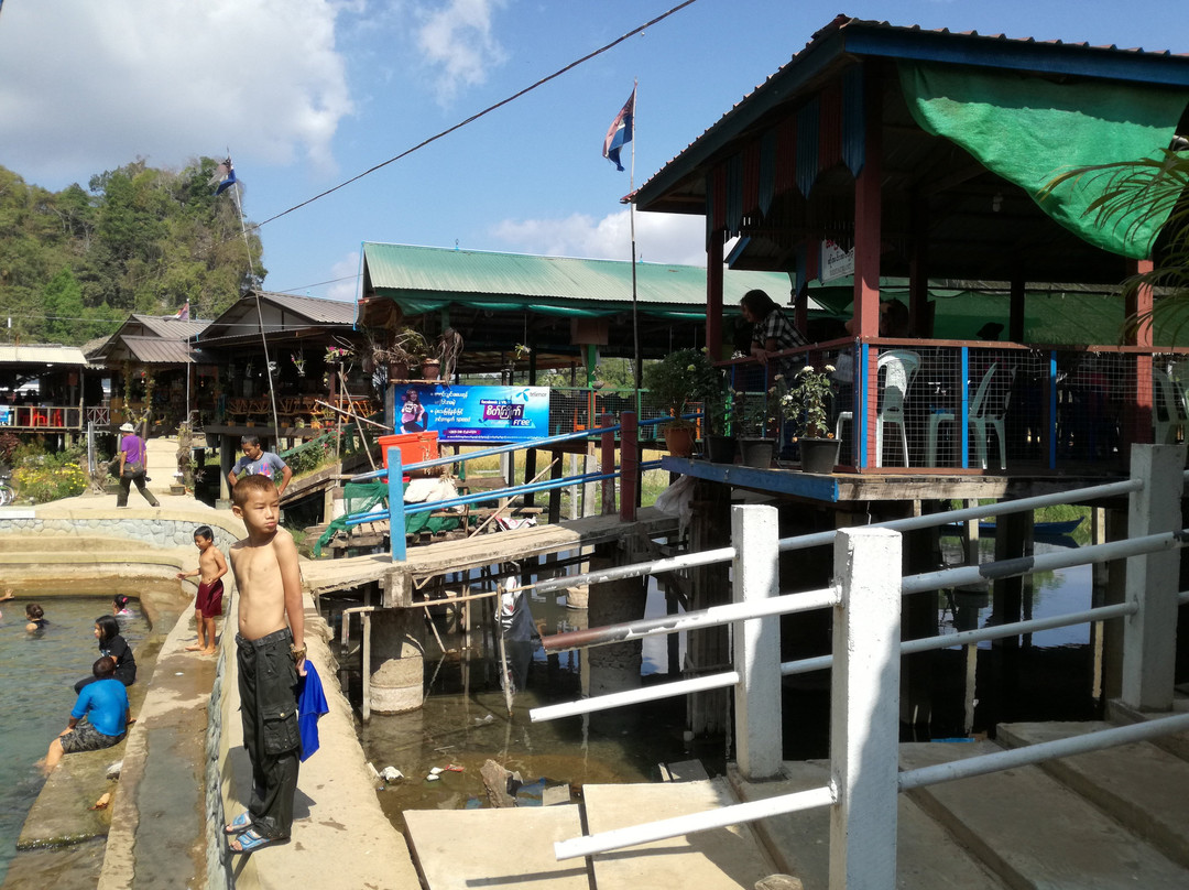 Kaw Ka Thaung Cave-帕安必去景点