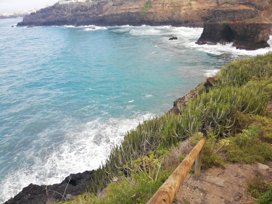 Playa De Los Roques-San Juan de la Rambla必去景点
