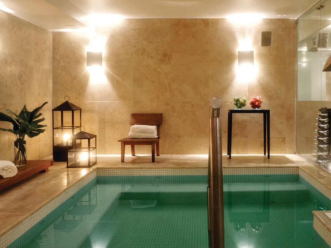 卡萨苏尔艺术酒店主图