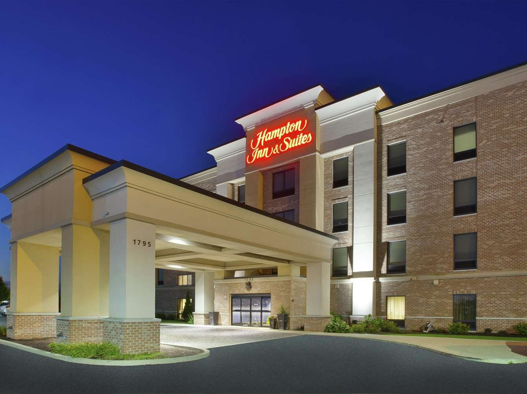 Hampton Inn & Suites Elyria主图