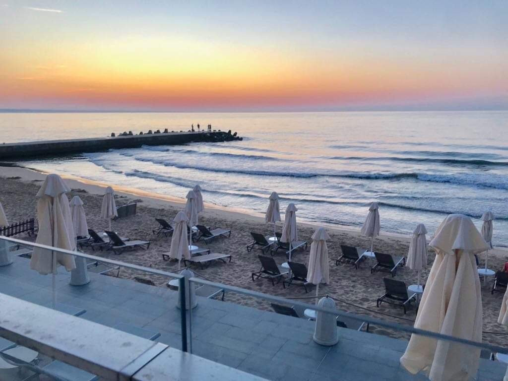 塞琳娜海滩酒店主图