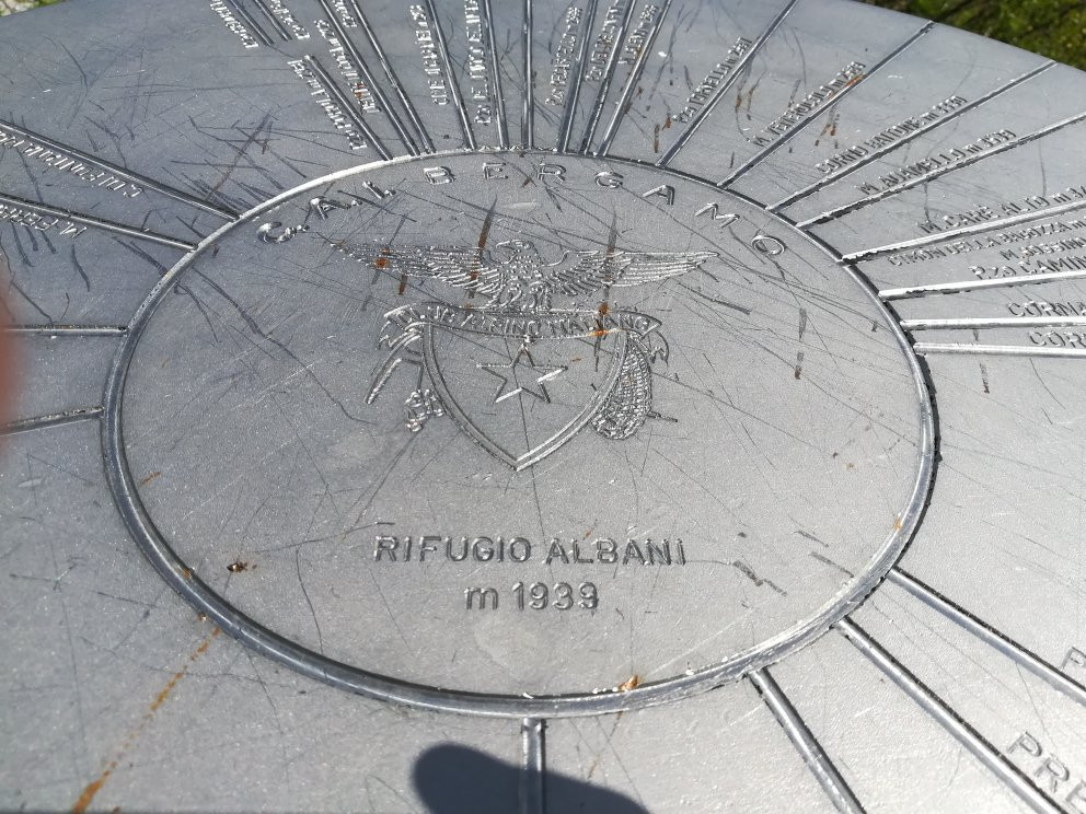 Rifugio Albani