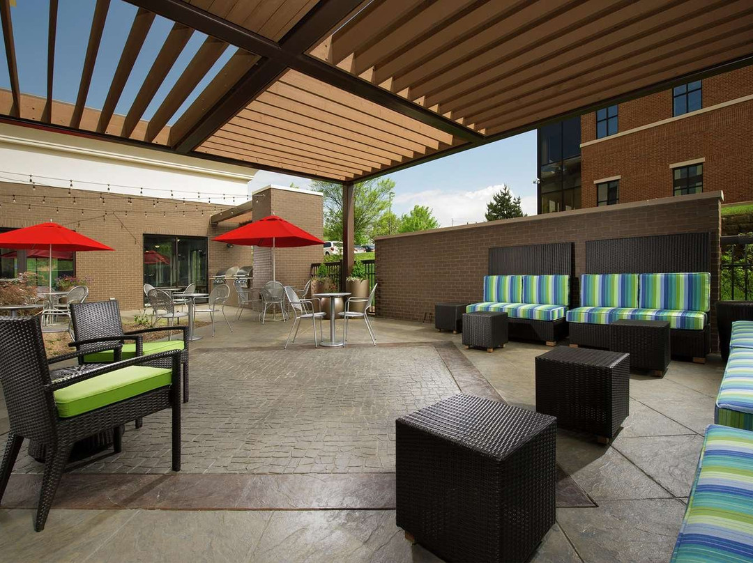 Home2 Suites by Hilton Louisville East/Hurstbourne主图