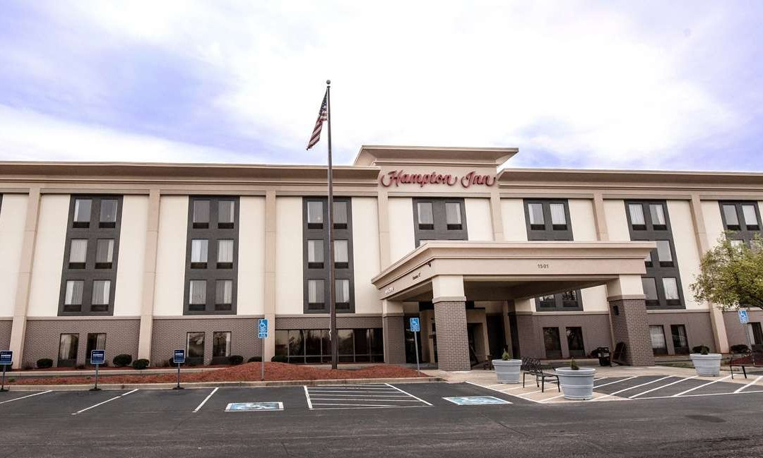 Hampton Inn Louisville-north/clarksville主图