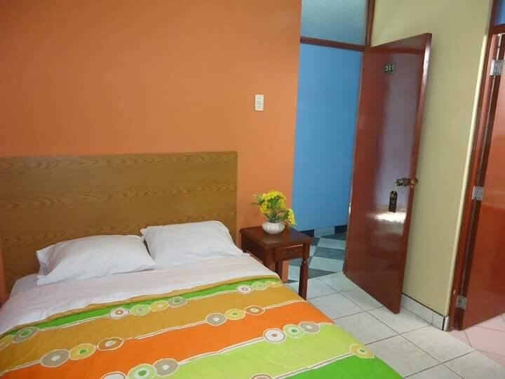 Santa Maria Prince主图