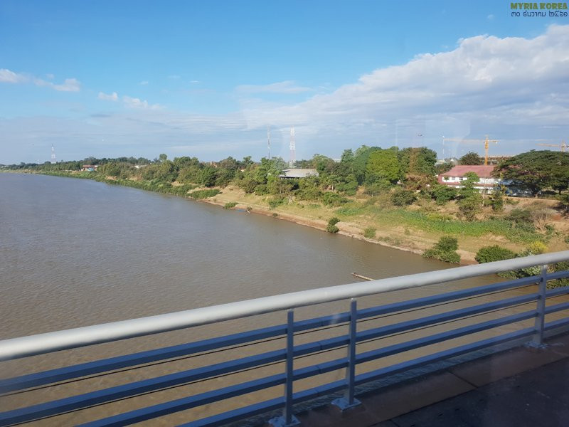Thai-Lao Friendship Bridge景点图片