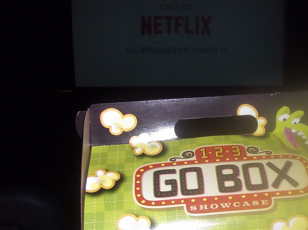 Whitestone旅游景点-College Point Cinemas