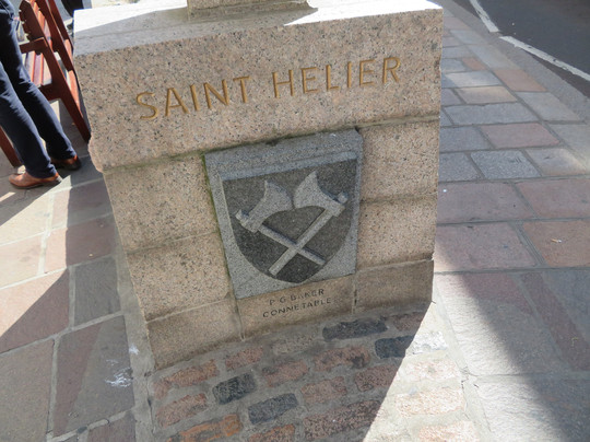 La Croix de la Reine-St. Helier必去景点