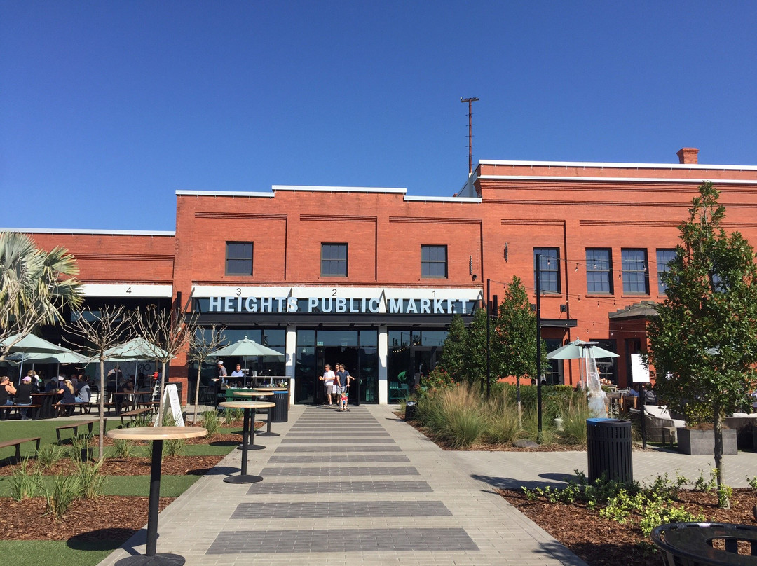坦帕旅游景点-Heights Public Market