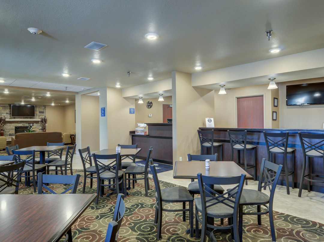 Cobblestone Inn & Suites Kersey主图