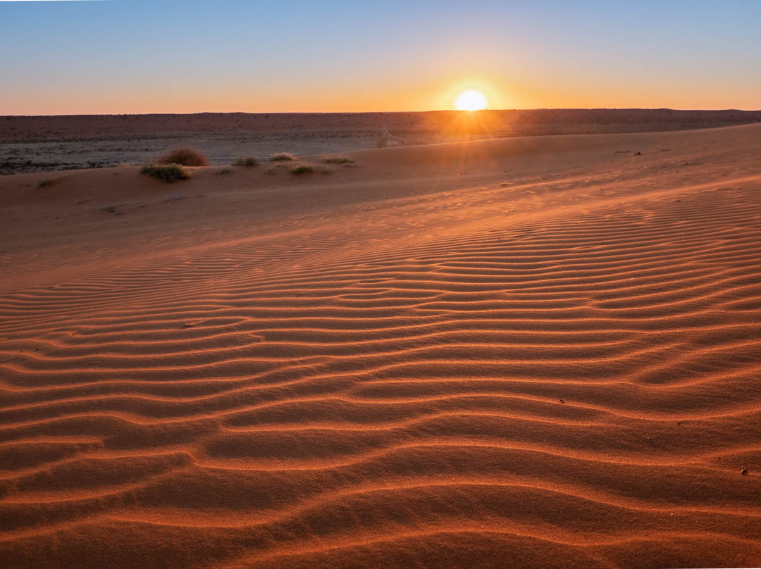 Big Red Sand Dune-Birdsville必去景点