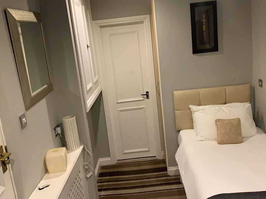 Elizabeth House Hotel主图