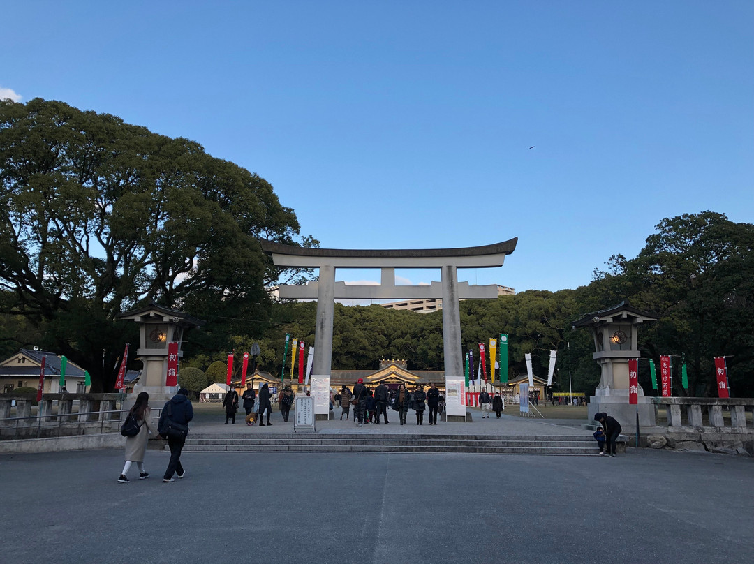 Fukuokaken Gokoku Shrine景点图片