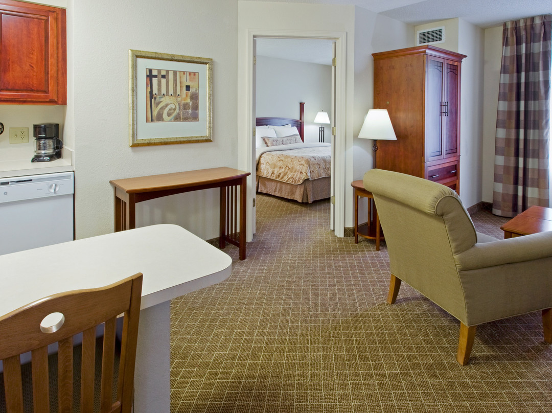 Staybridge Suites Cranbury-South Brunswick by IHG主图