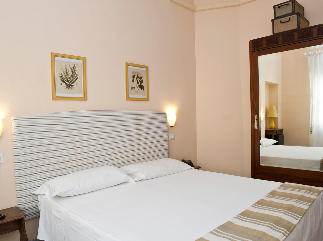 Hotel Ausonia主图
