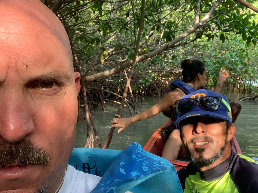 Clear Kayak Tour-萨瓦内塔必去景点