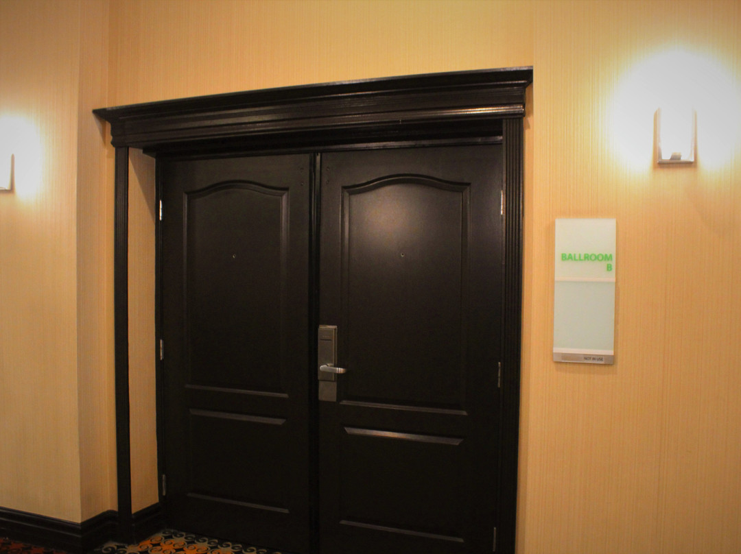 伯班克媒体中心假日酒店主图