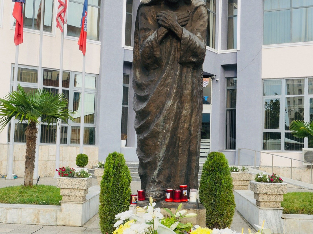 Monument to Mother Teresa-Shkoder必去景点