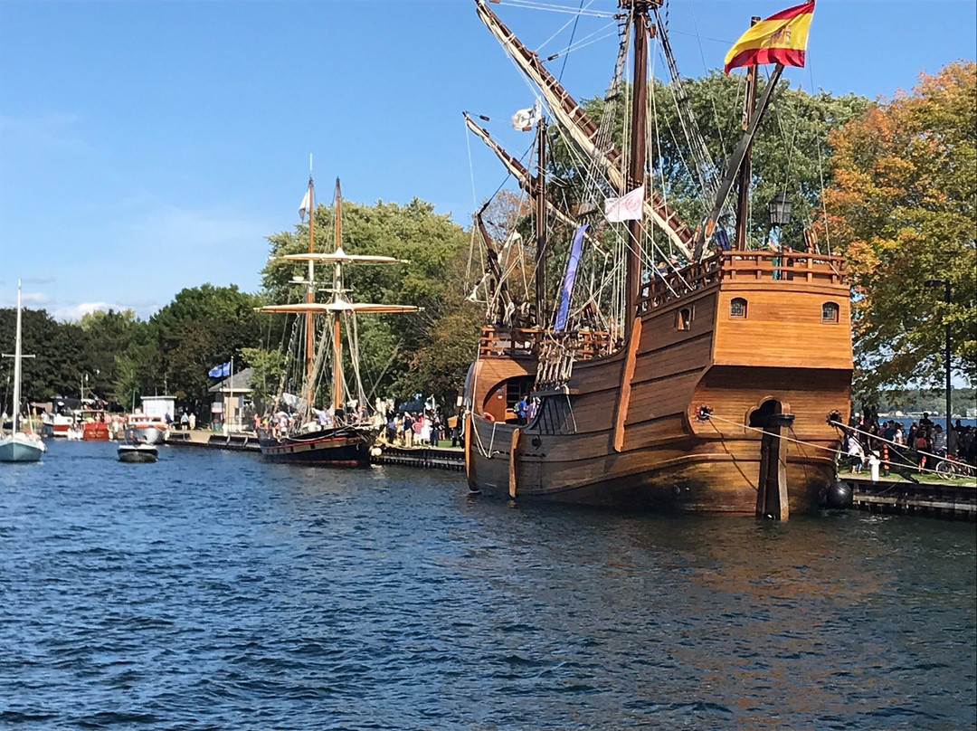 Brockville Municipal Harbour景点图片