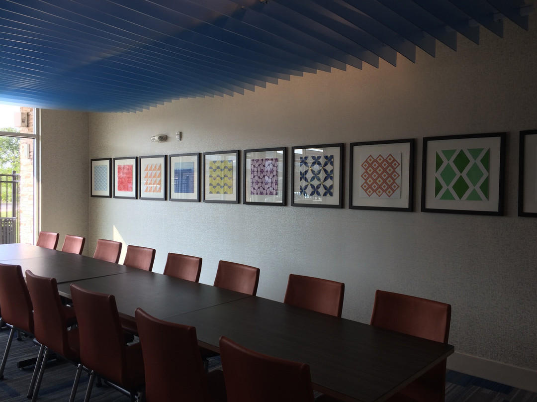 智选假日套房酒店-丰迪拉克主图