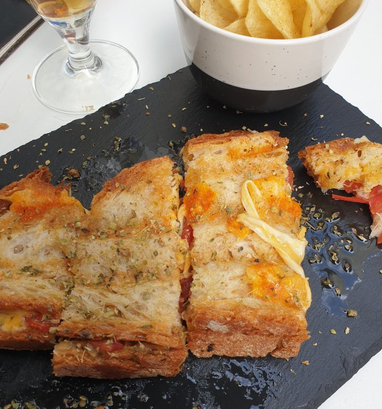 Piano Bar-阿威罗必去景点