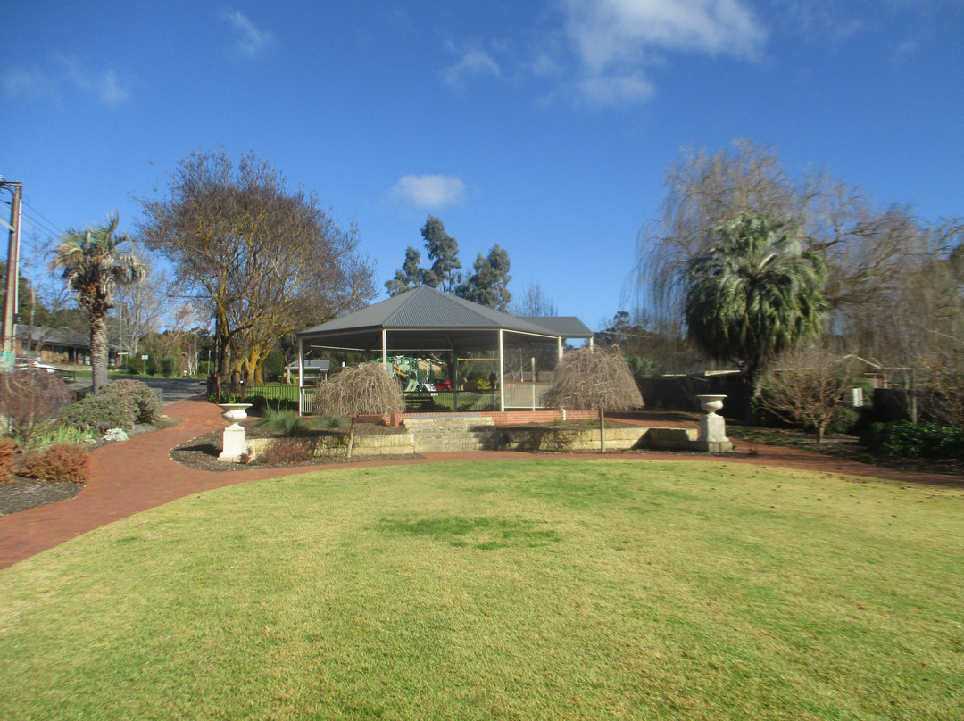 Pioneer Memorial Gardens景点图片