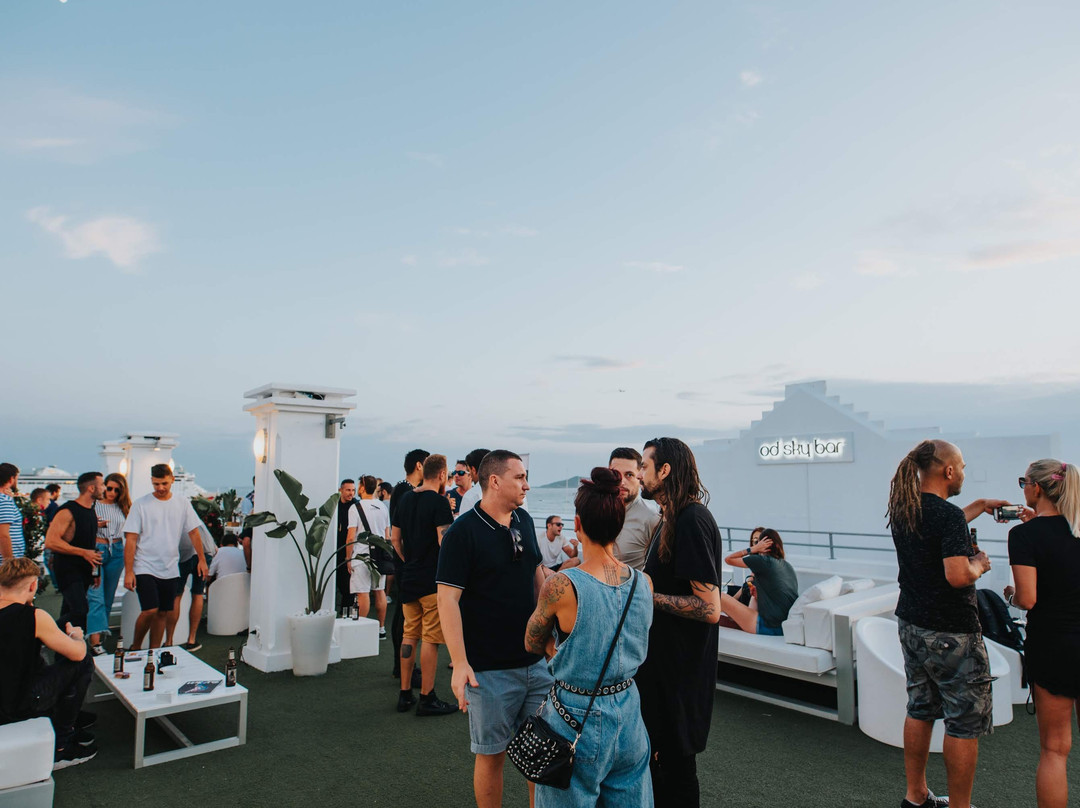 OD Sky Bar at OD Ocean Drive-伊维萨城区必去景点