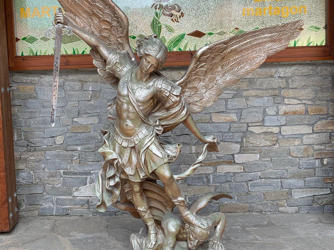 Museo En Plein Air d'arte sacra 'Santi del Popolo'-Casteldelfino必去景点
