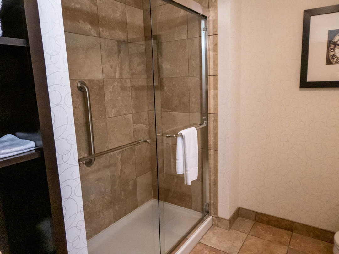 Hampton Inn by Hilton Fort Saskatchewan主图