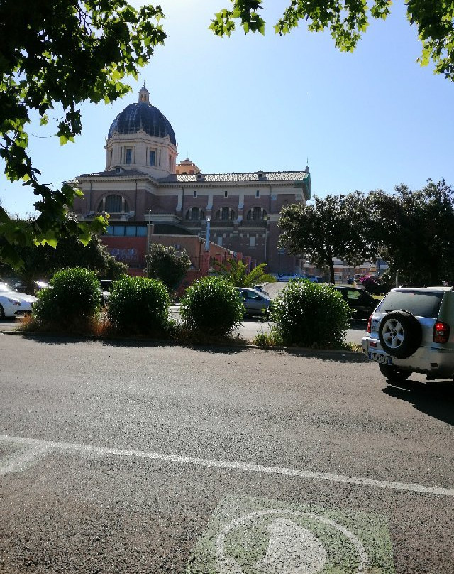 Chiesa Santa Maria Regina Pacis-Lido di Ostia必去景点