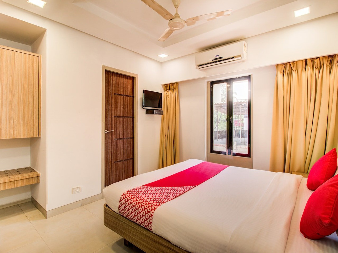 OYO Flagship 29530 Shivaji Chowk主图