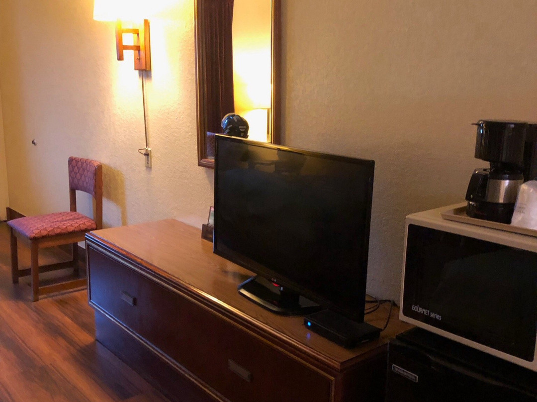 Super 8 by Wyndham Santee主图