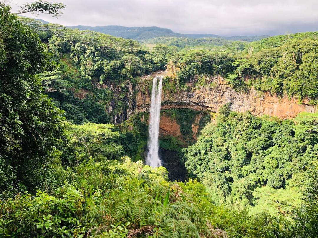 Chamarel Waterfalls景点图片