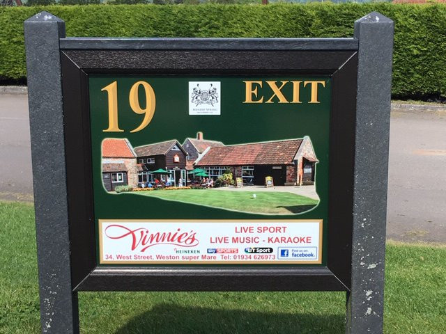 Mendip Spring Golf & Country Club主图