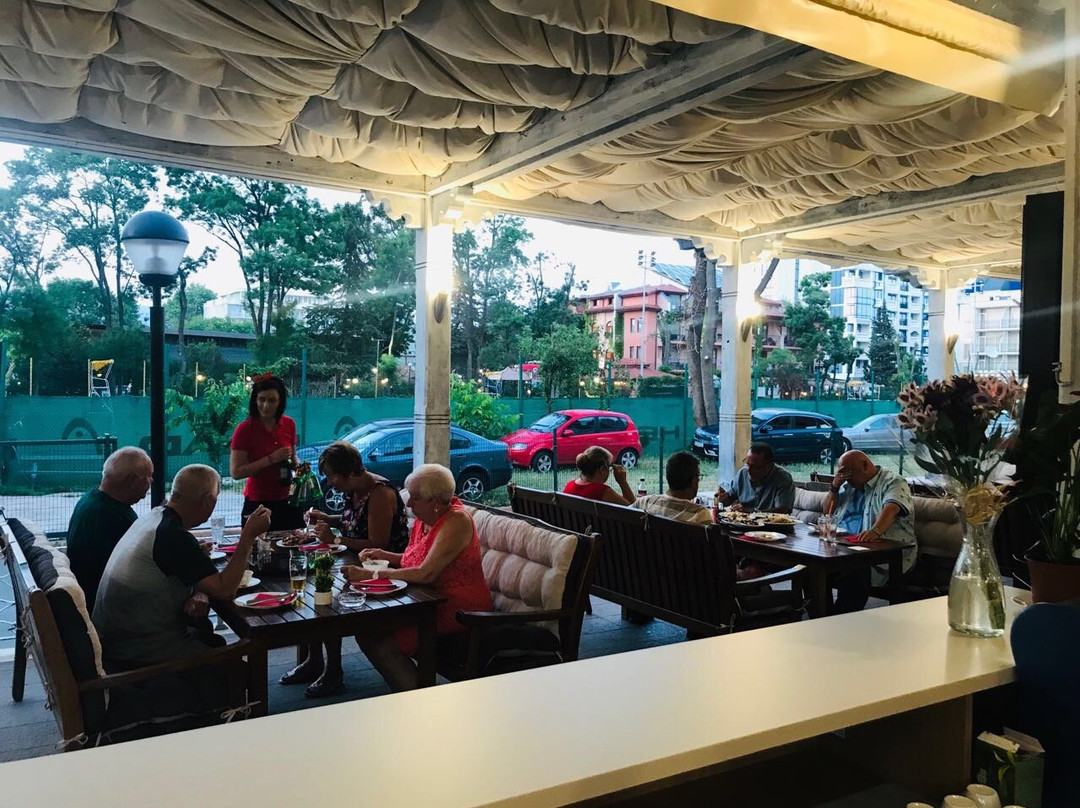 Shanghai Restaurant