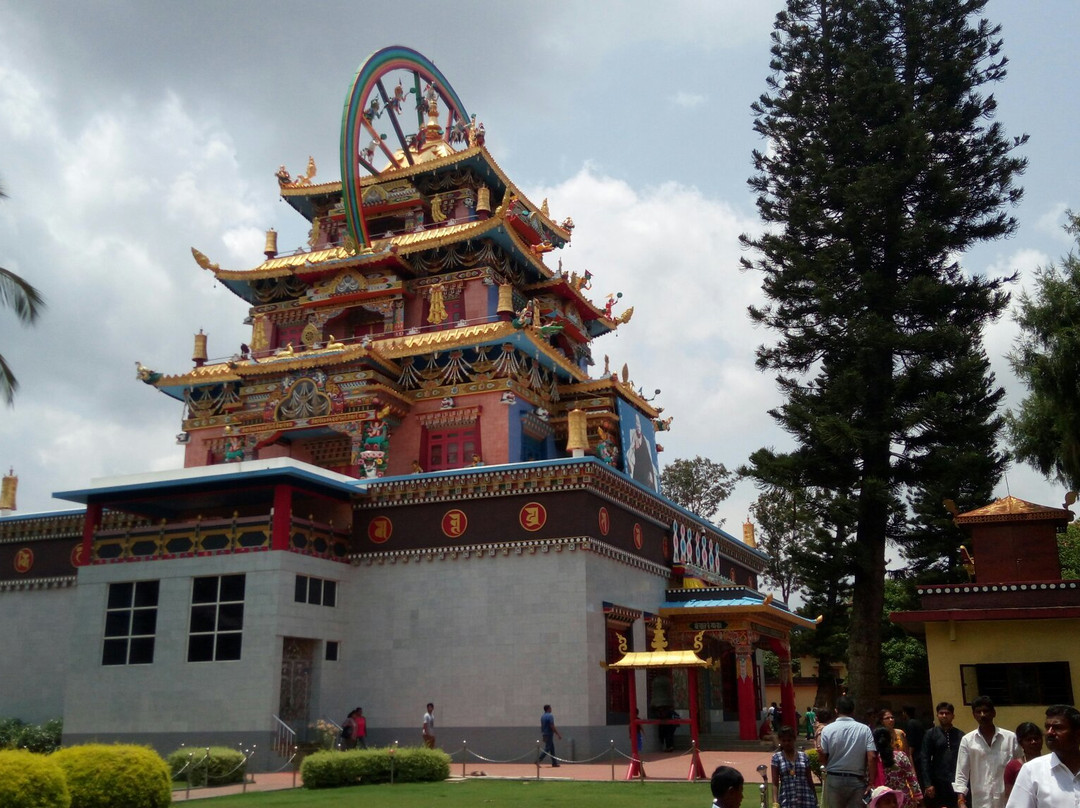 Golden Temple - Namdroling Monastery景点图片
