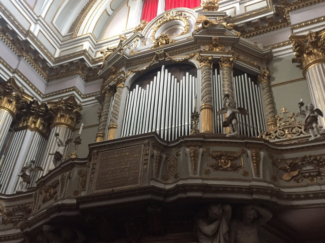 Chiesa di Santa Maria dei Servi-里米尼必去景点