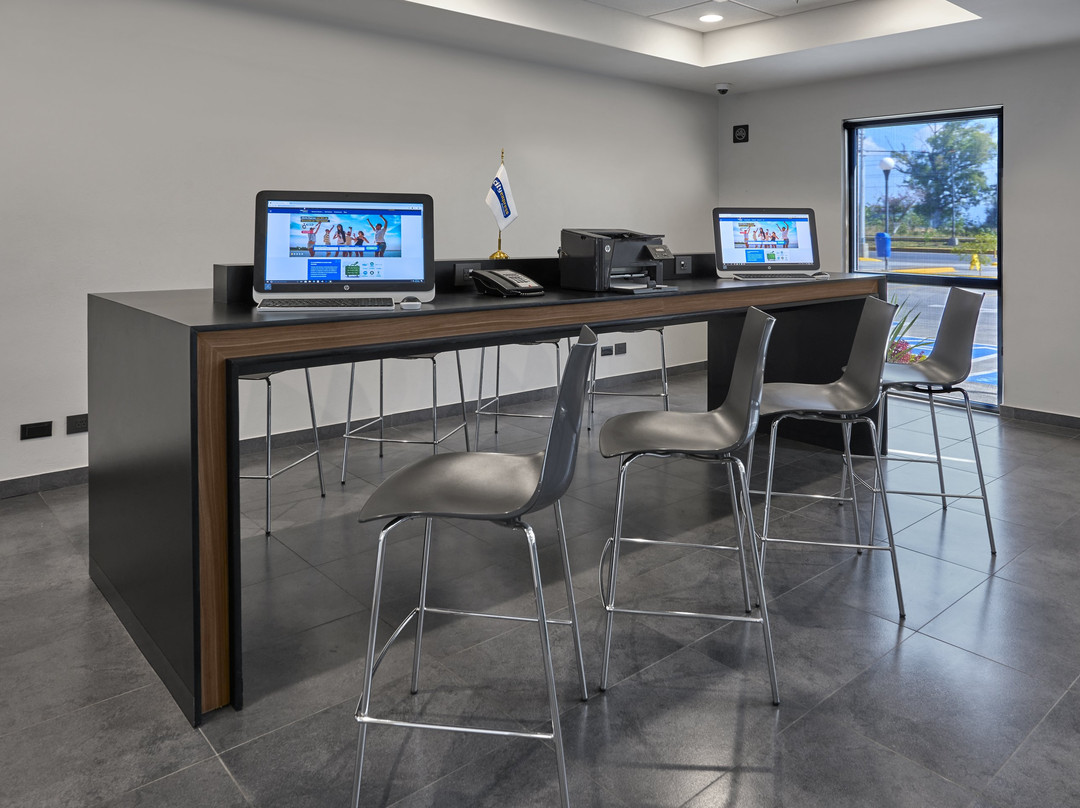 City Express Zamora主图