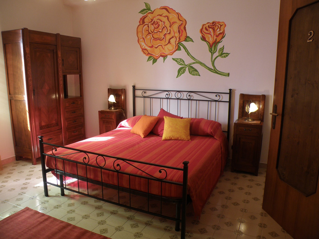 格兰达泰酒店住宿-B&B Villa Mirella