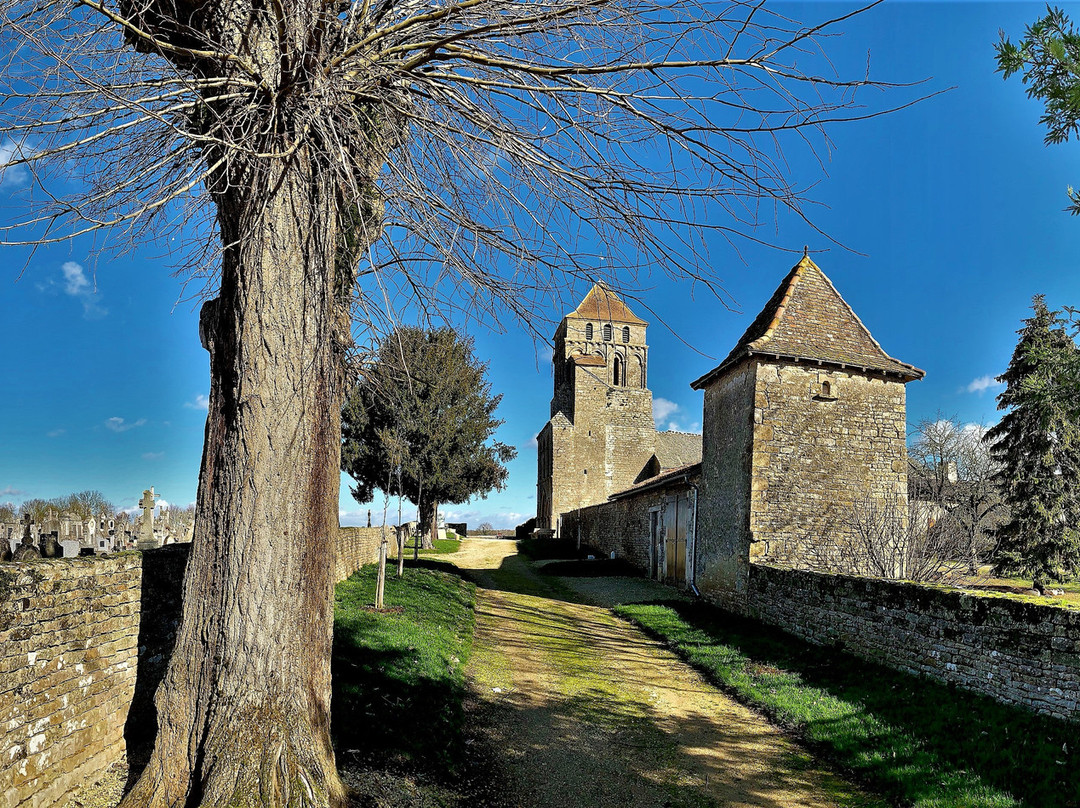 Eglise Notre-Dame-Clussais-la-Pommeraie必去景点