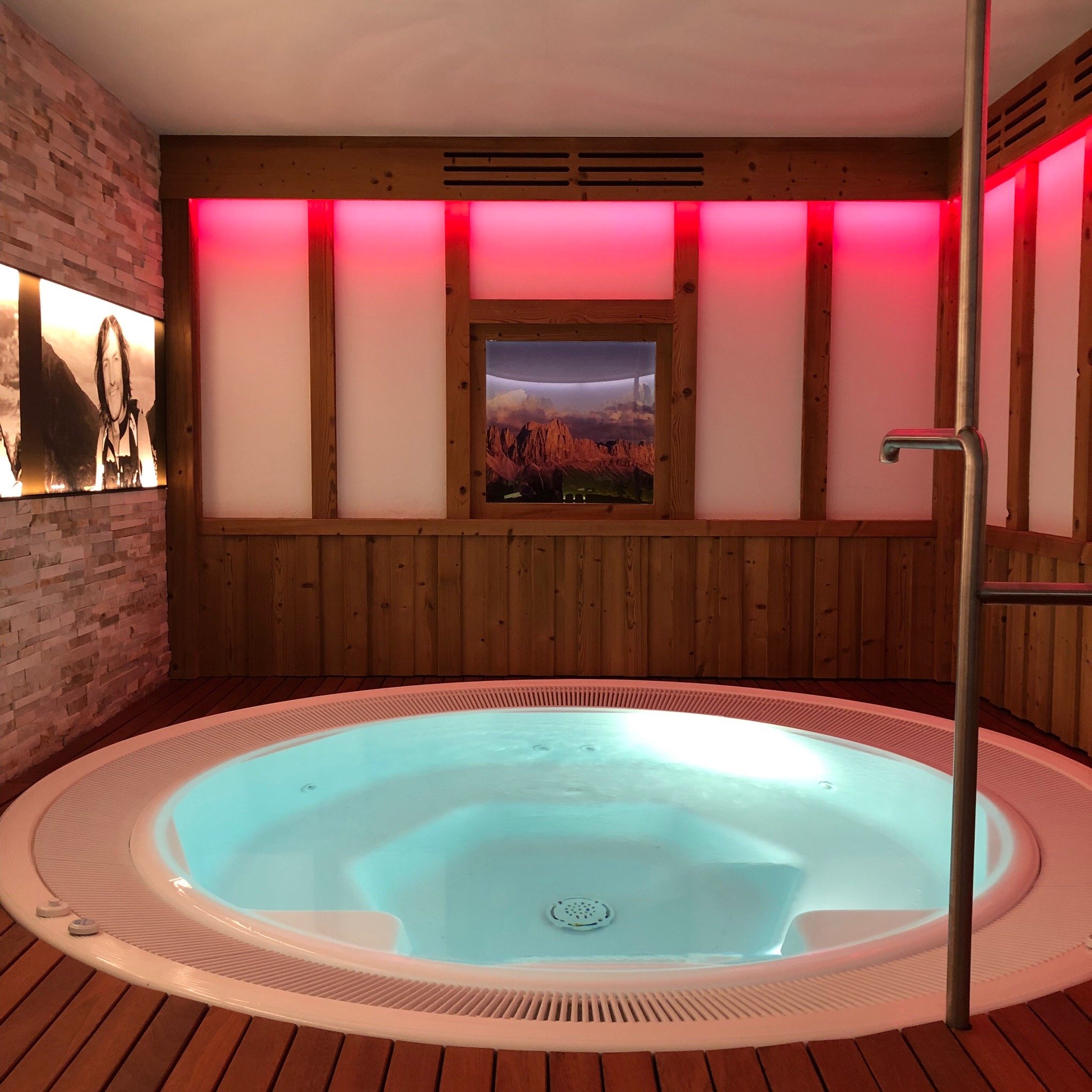 Park Hotel Villa Etschland-泳池