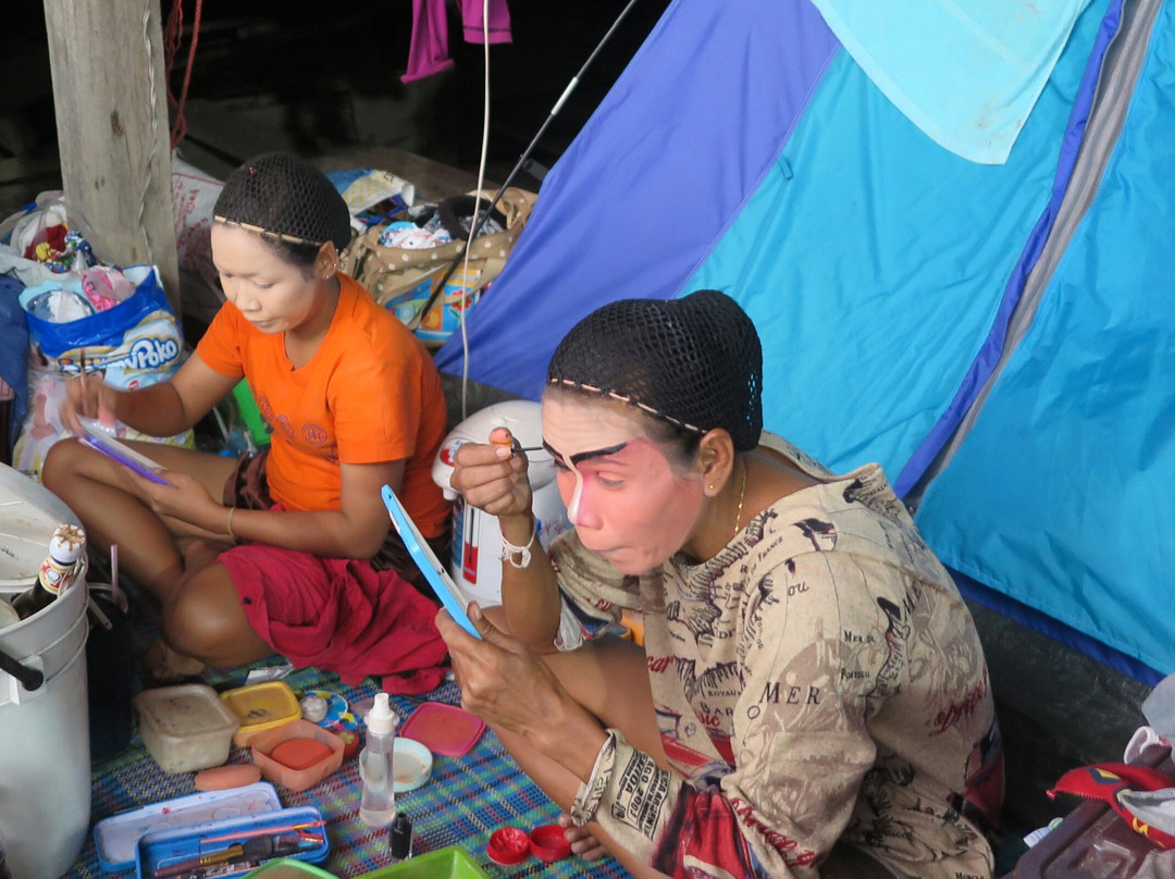 Saan Chao Pho Laolek-因武里必去景点