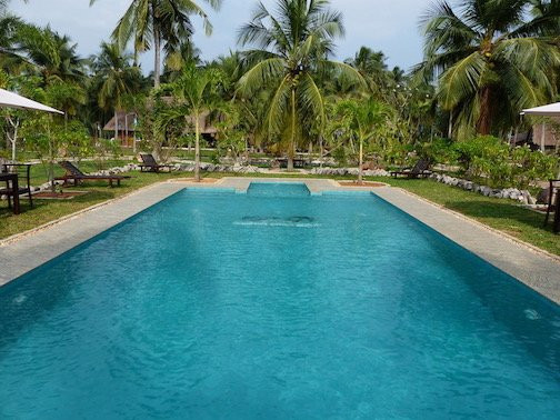 Coco Village Hotel主图