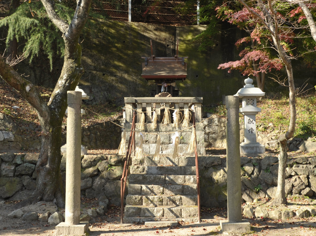 Mitsuishi Shrine景点图片