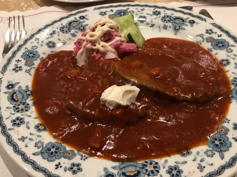 ロシアの家庭料理 スメターナ