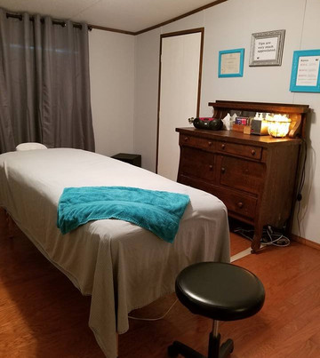 Balm & Fizz-Cleburne必去景点