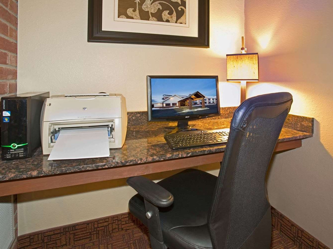 AmericInn by Wyndham New London主图