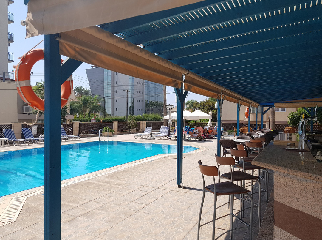 Kapetanios Limassol Hotel主图