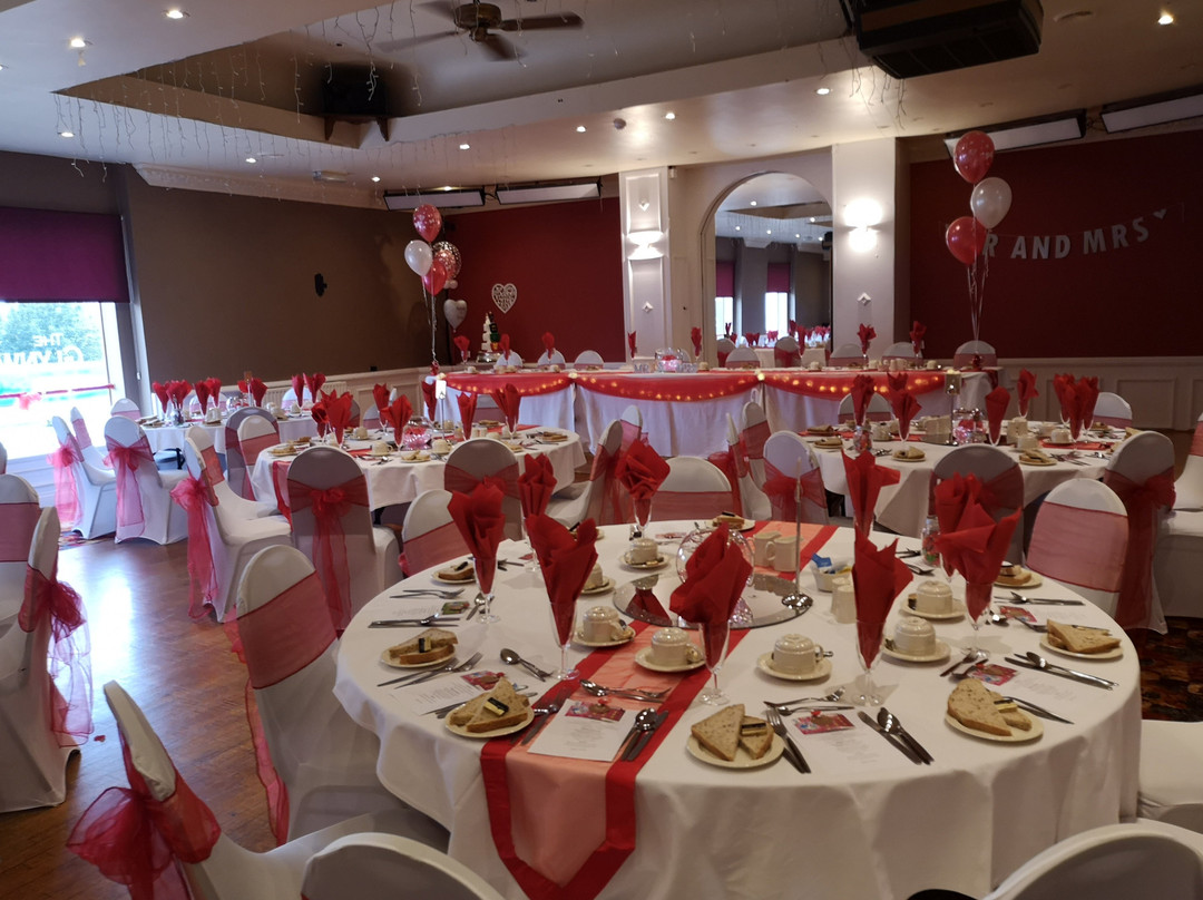 The Plough Hotel主图