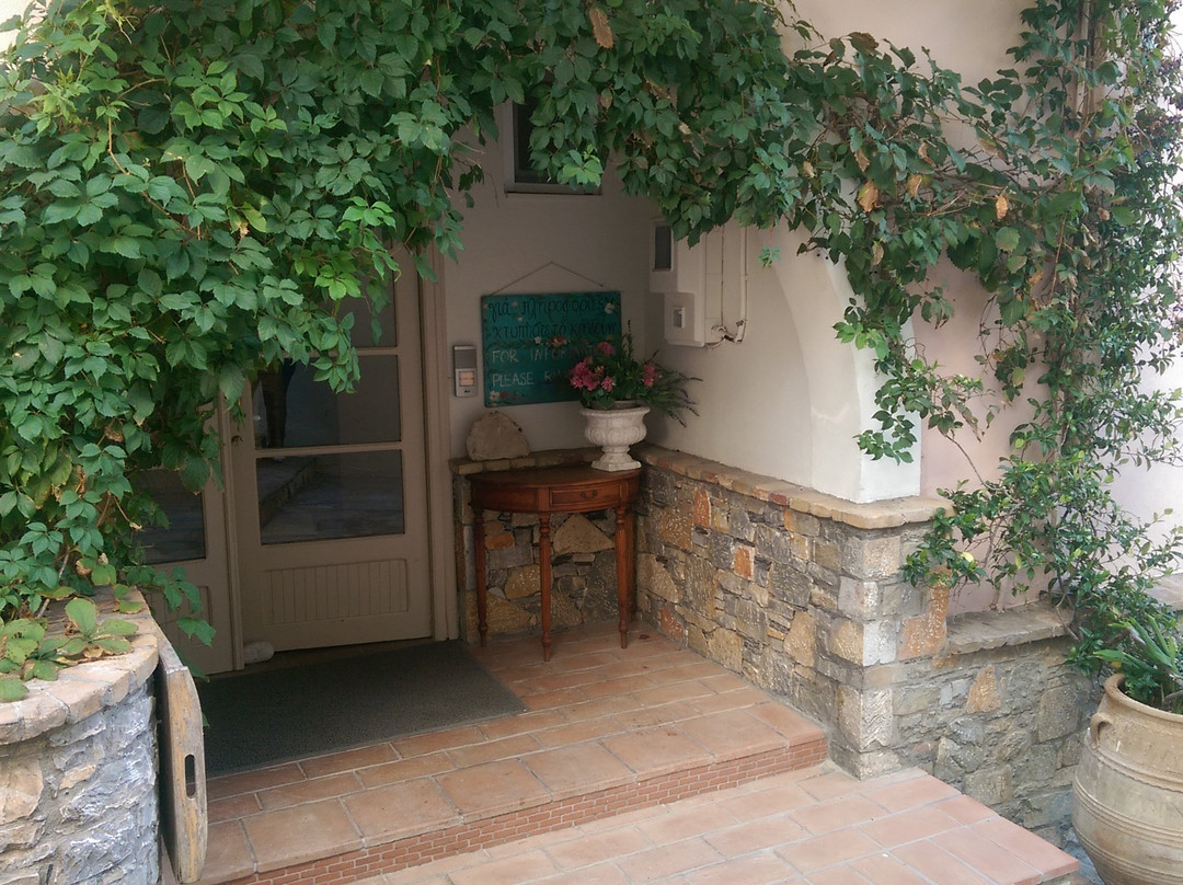 Liadromia Hotel主图